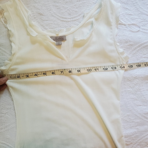 Wonderly Ribbed Flutter Peasant Tank - Picture 5 of 8